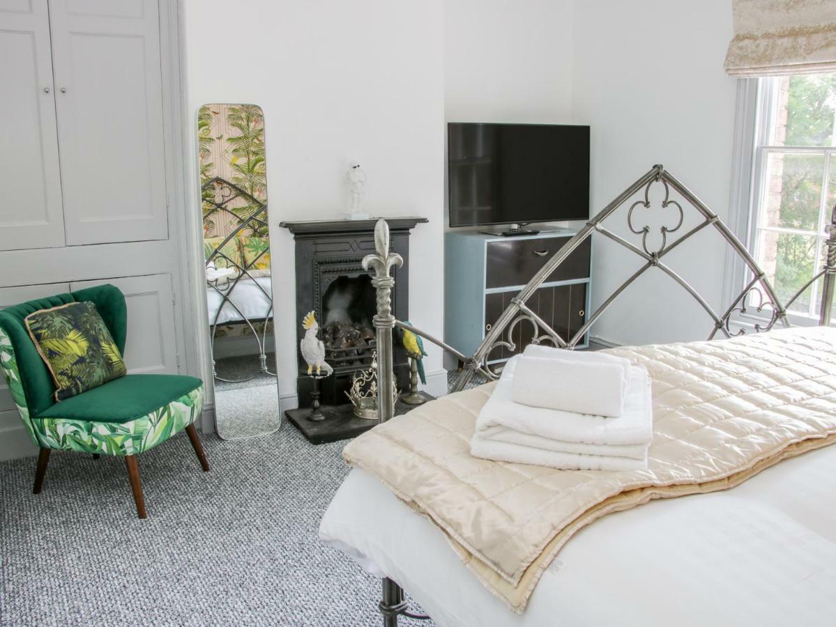 1 Reabrook Place Шрусбъри Екстериор снимка